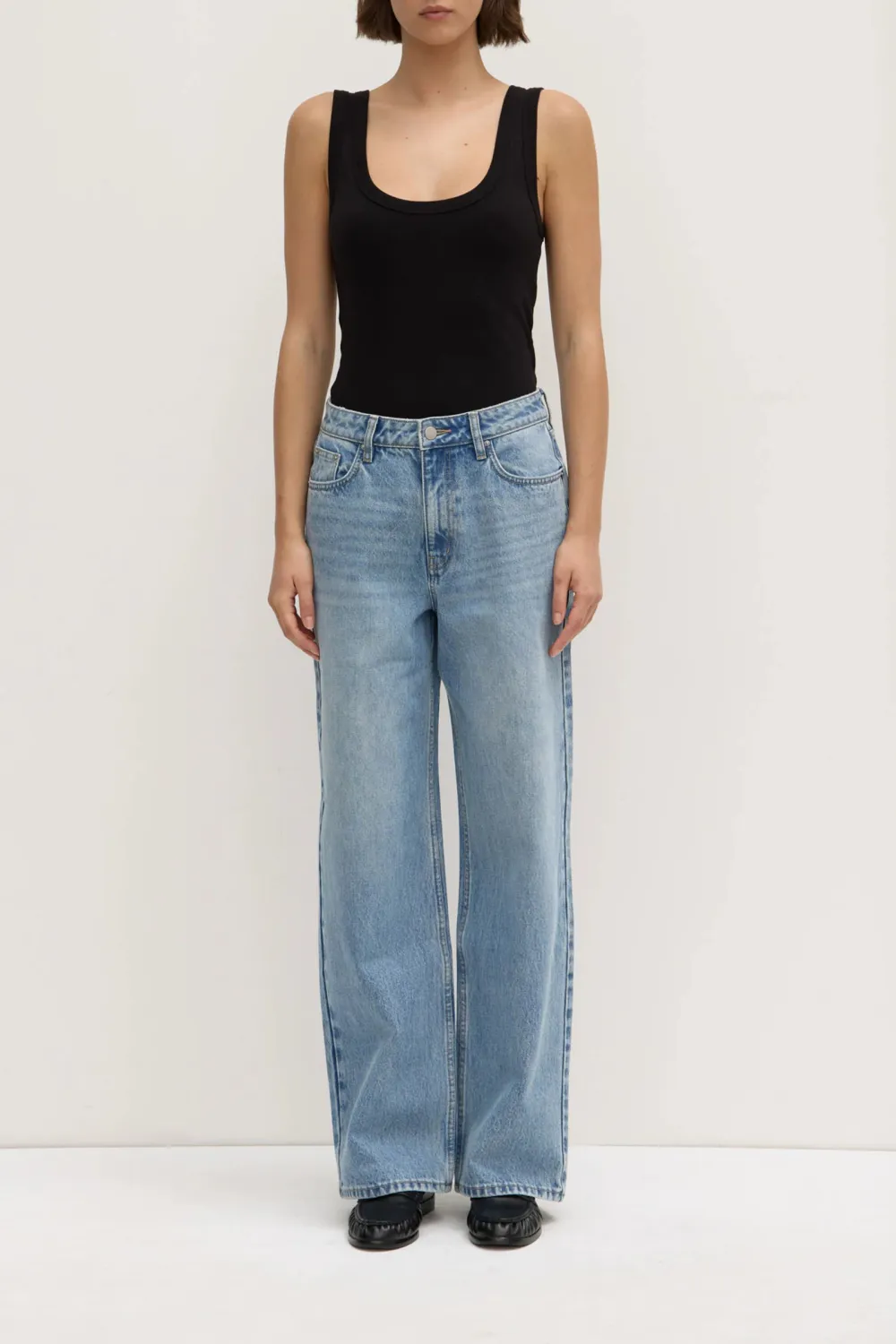 Mid Waist Jeans