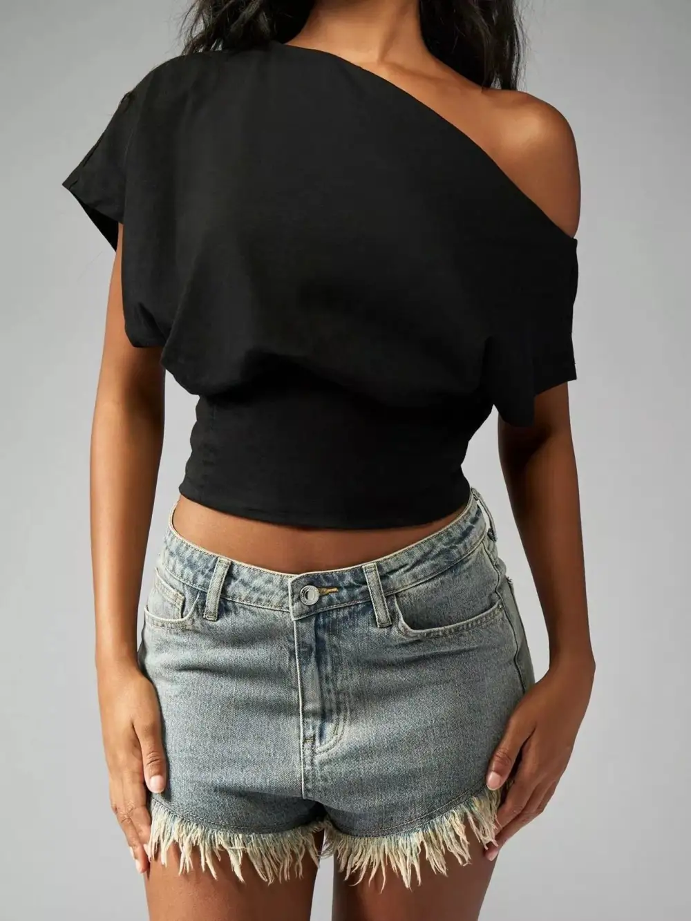 One-Shoulder Crop T-Shirt