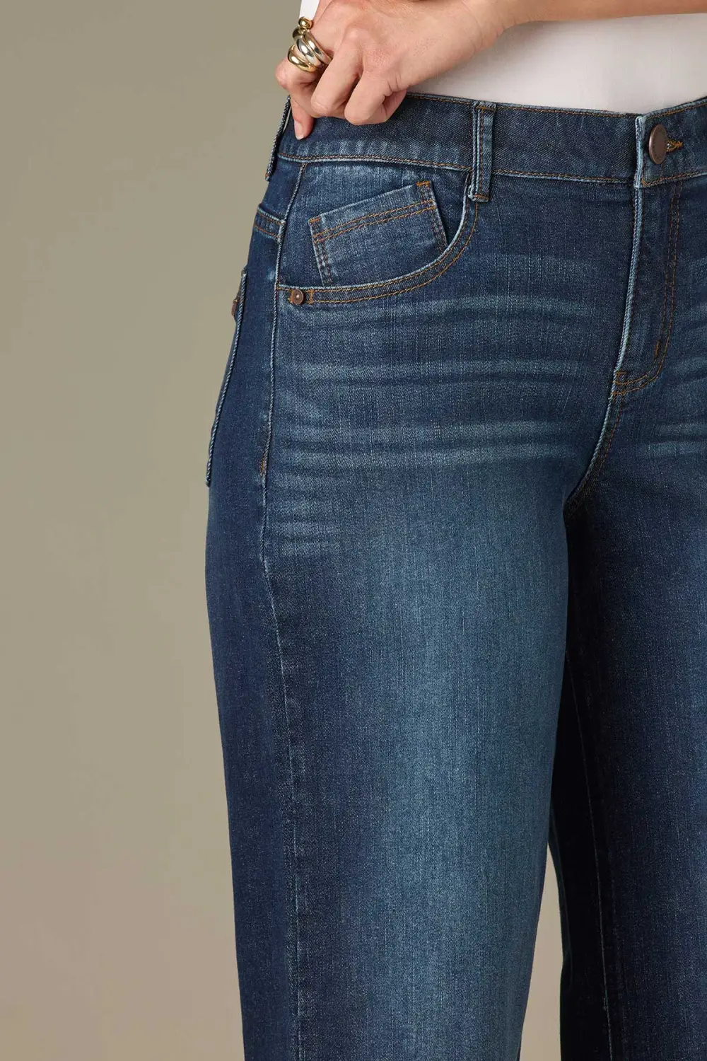 Easy Fit Petite High Rise Wide Leg Jeans