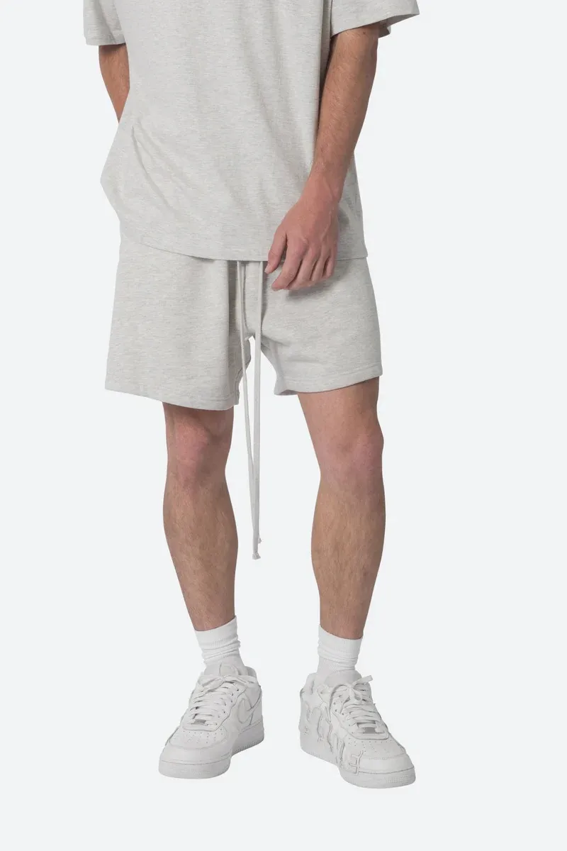 LIGHT GRAY ELASTIC WAIST SWEATSHORTS