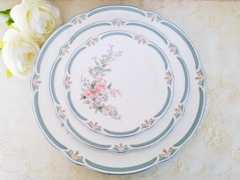 Vintage Noritake 5 Pieces Place Setting, Primachina Brighton Springs, Porcelain Made in Japan, vintgae dinnerware, china replacement