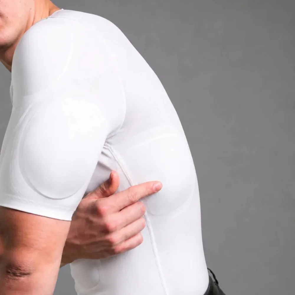 Padded muscle shirt for men with 3D padding