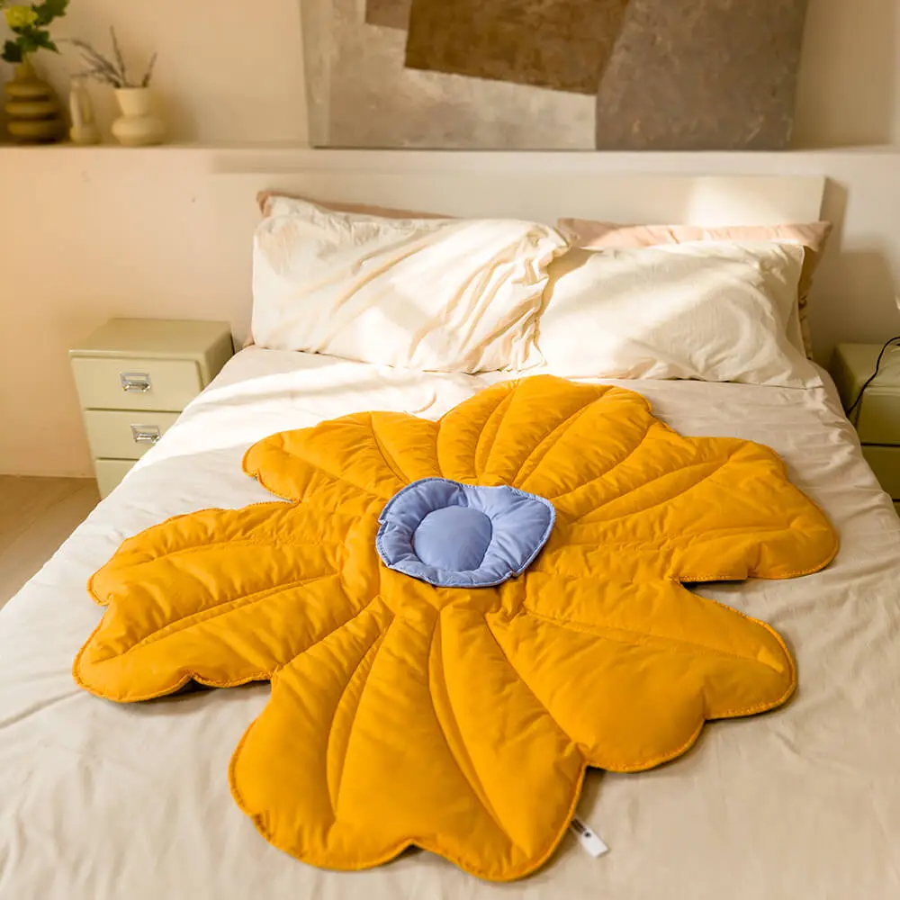 Super Large Flower Shape Human Mat Dog Blanket