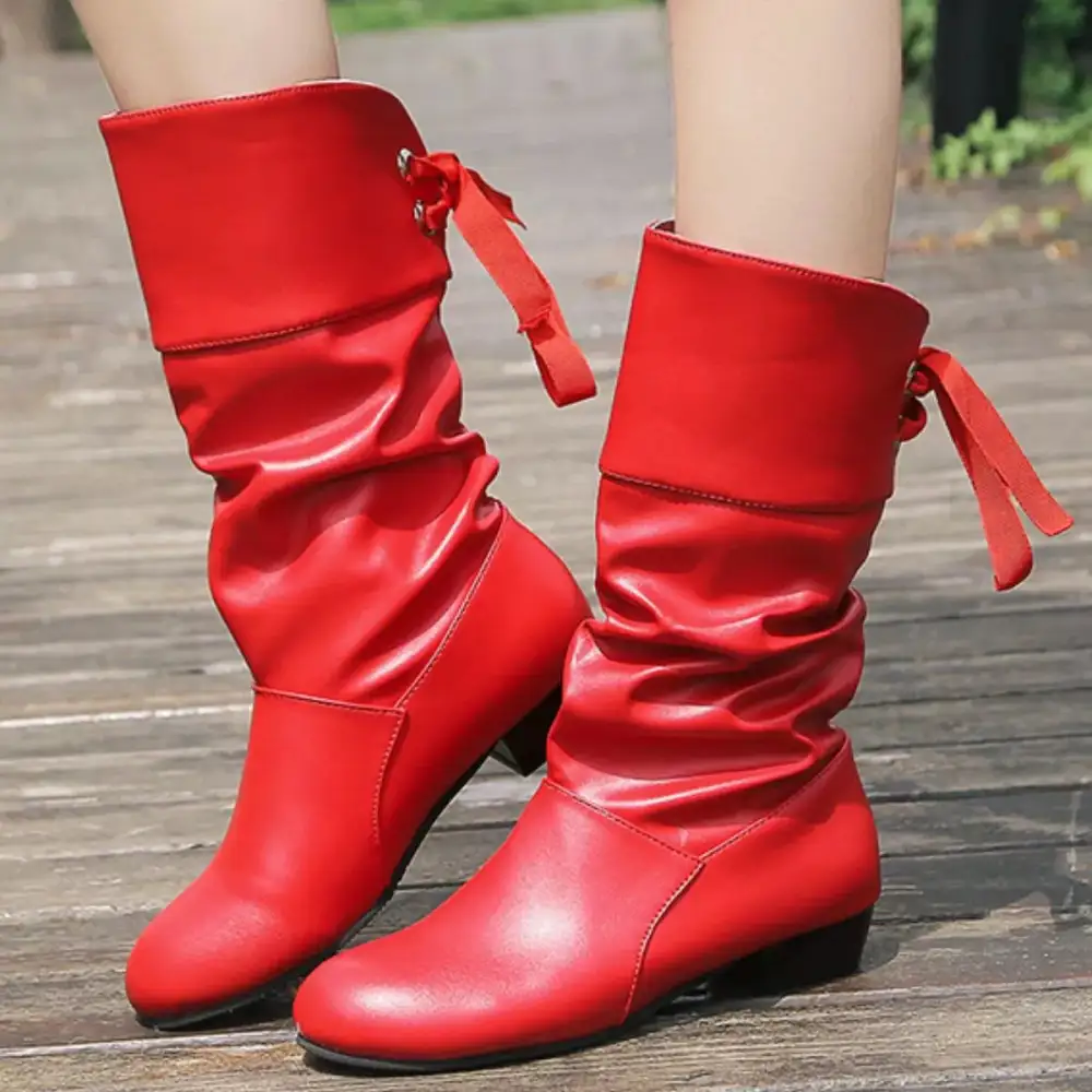 Lightweight Round Toe Block Heel Boots