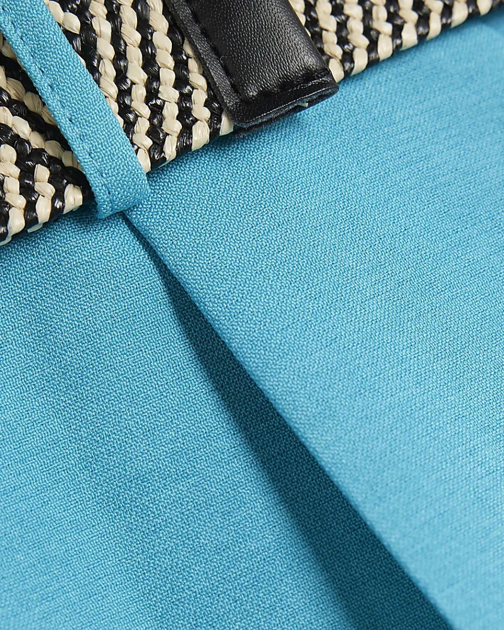 Ladies Simple And Stylish Shorts