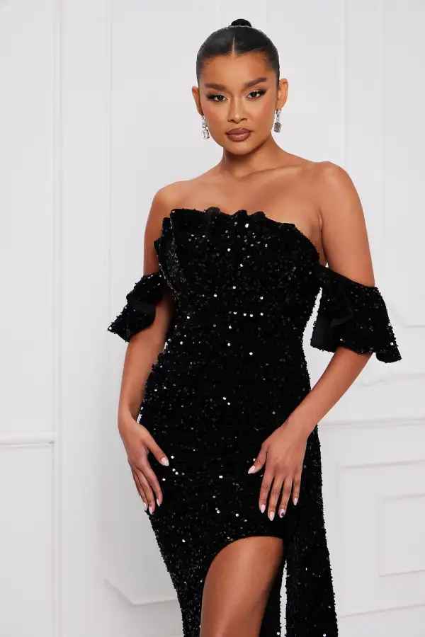 Starstruck Sequin Maxi Dress - Black