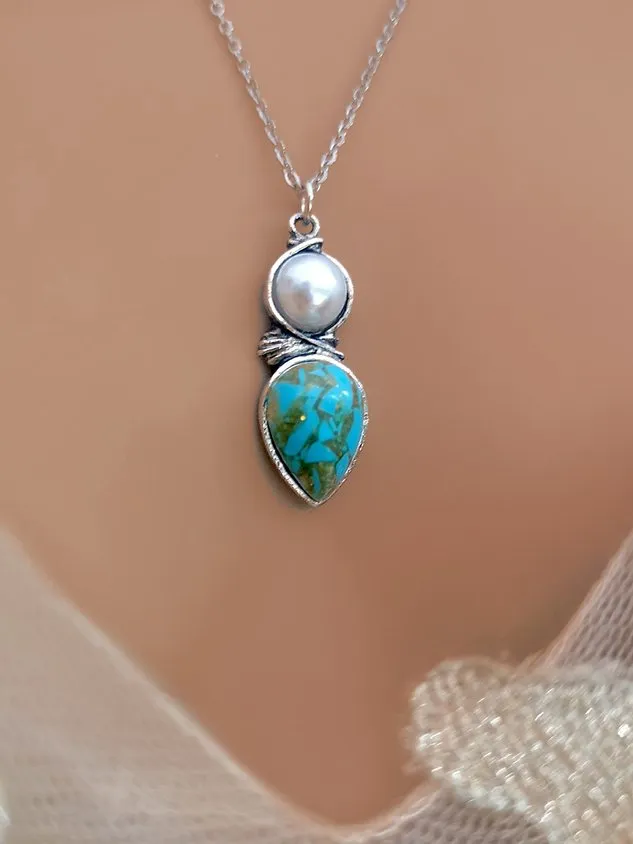 Drop Shaped Turquoise Imitation Pearl Pendant Necklace