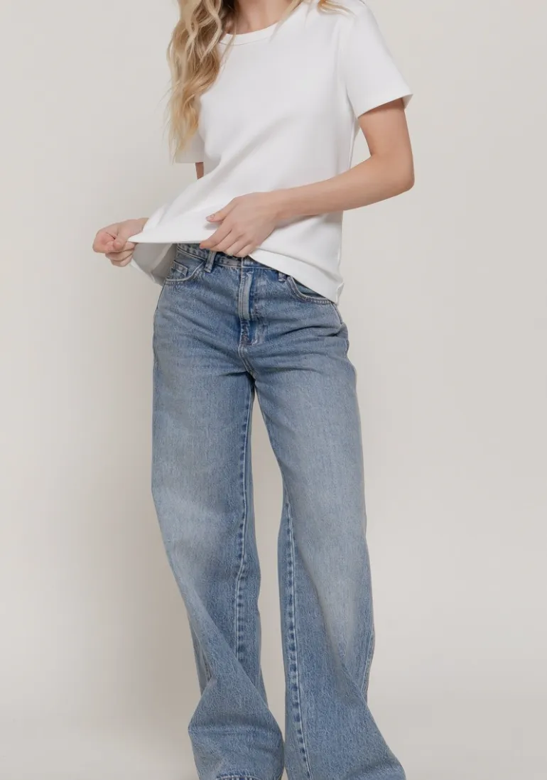 Balanced Soft Knit Knit Jersey Knit Tee