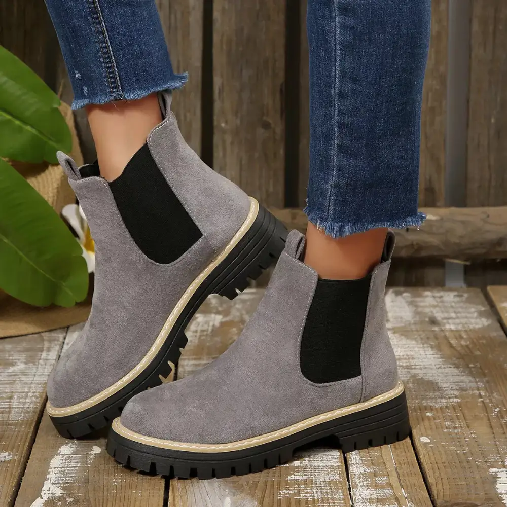 Modern Round Toe Block Heel Boots