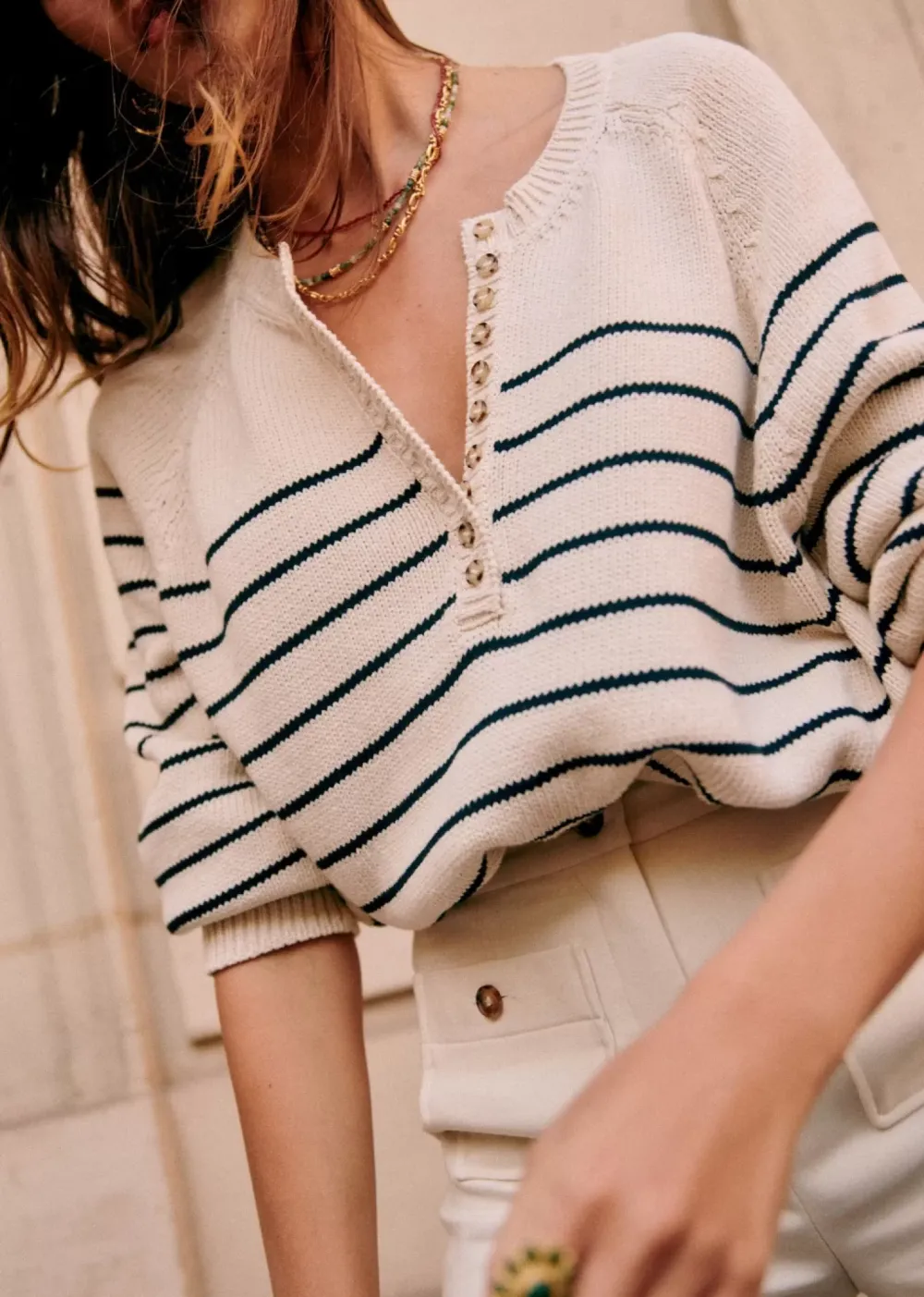 V-Neck Long Sleeve Knitwear