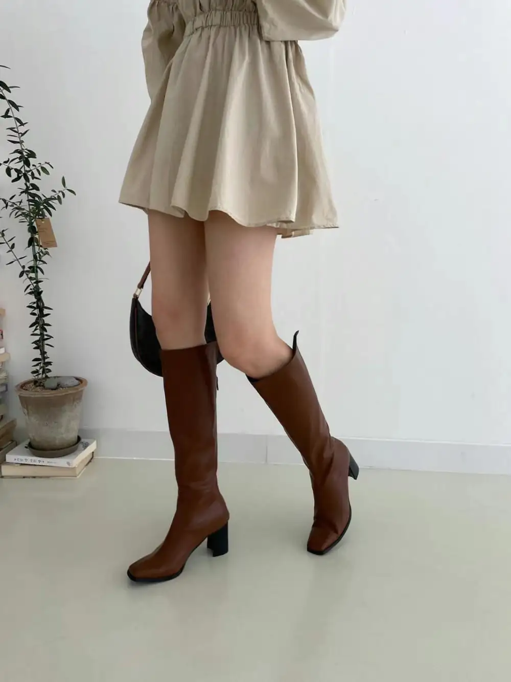 Chic Versatile Faux Leather Everyday Boots