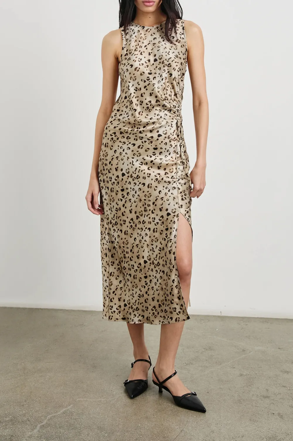 A Pleated Color-Block Dress With An Asymmetrical Side Waist Design
