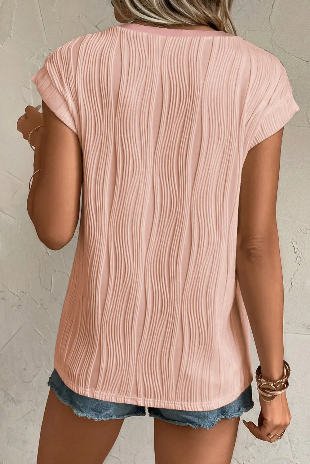 Relaxed Wavy Textured Button Neck Tee
