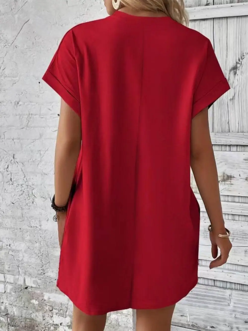 Pocketed Round Neck Short Sleeve Casual Dress