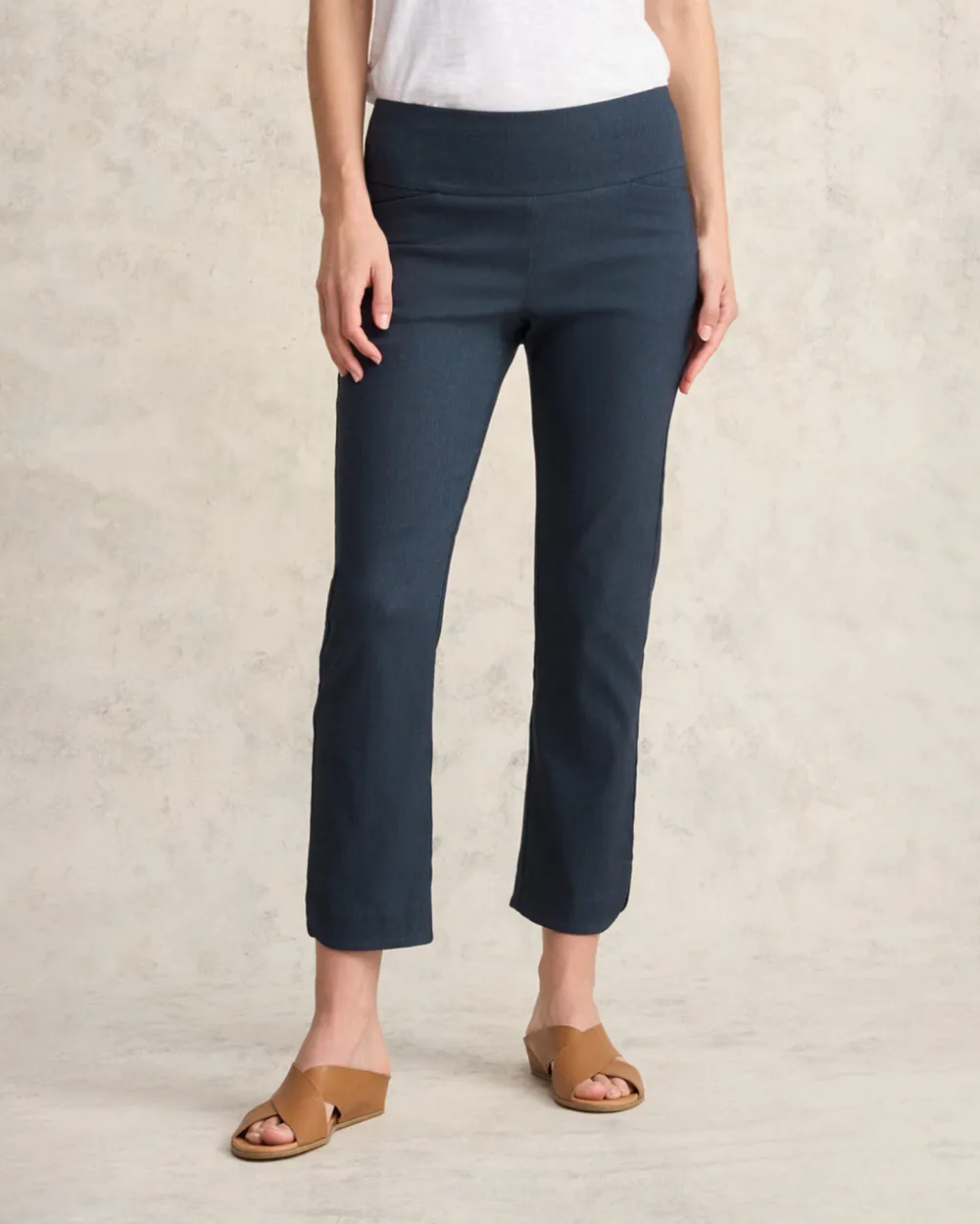 Curved Hem Pant