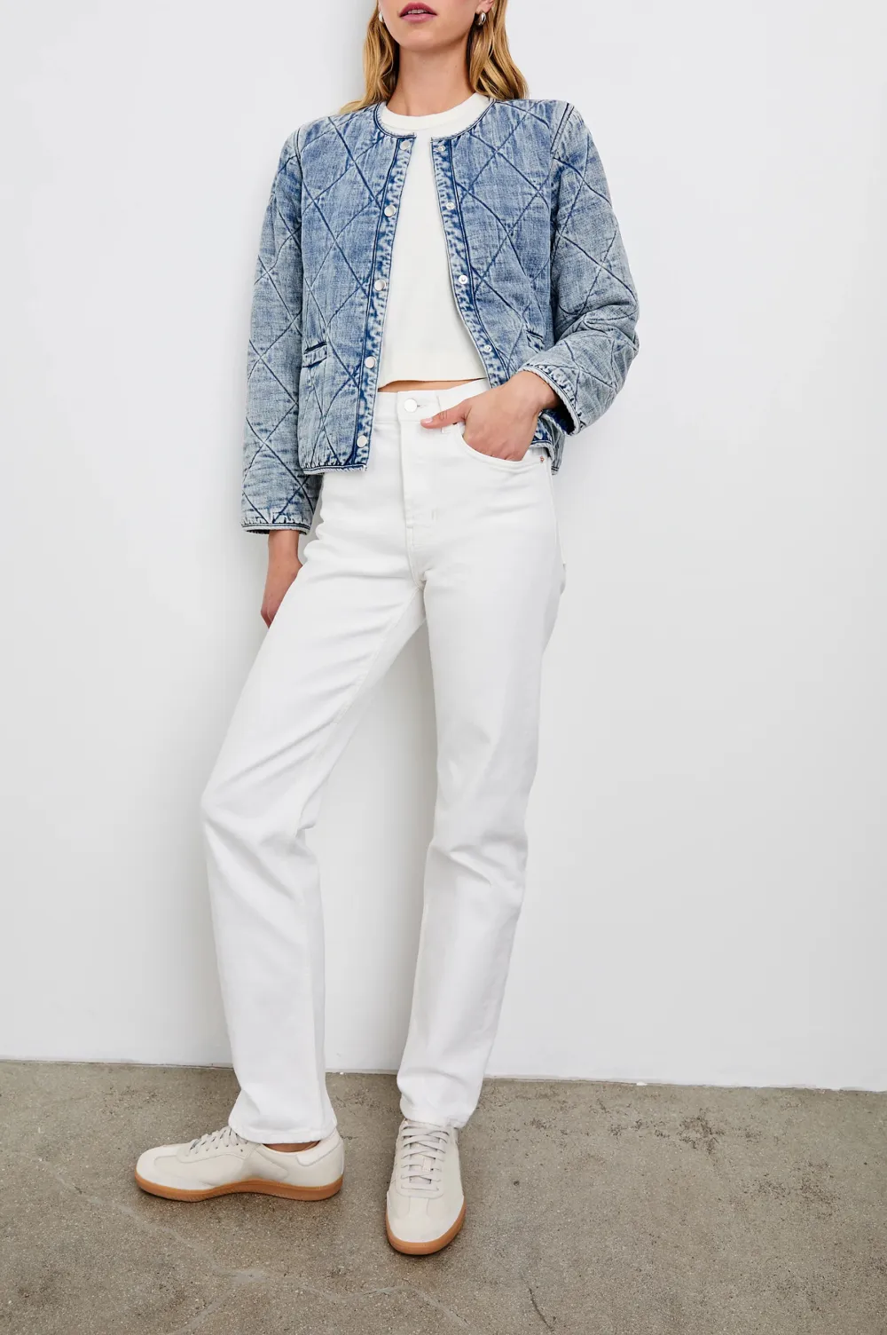 Washed Denim Short-Sleeved Women's Jacket