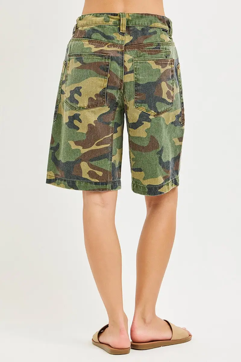 Camo Print Slouchy Casual Shorts