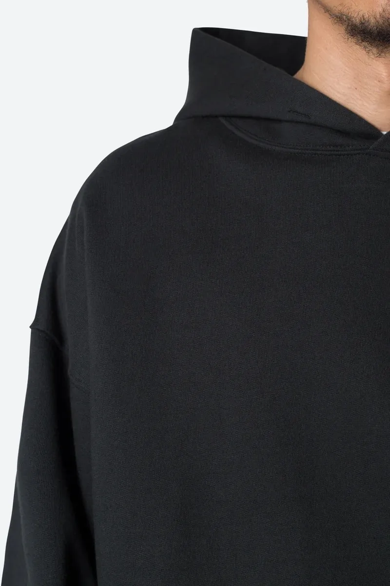 JET BLACK OVERSIZED HOODIE