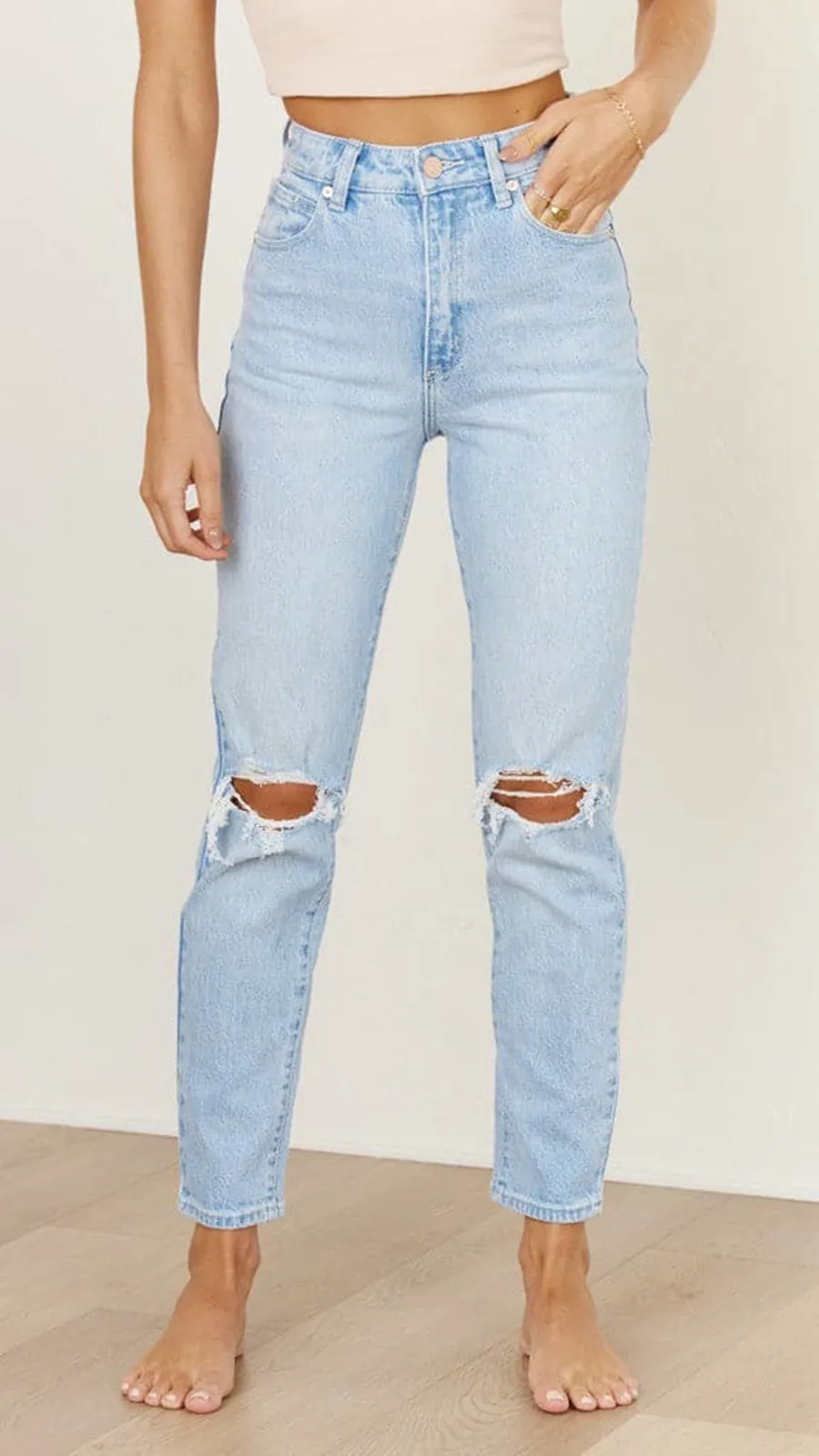 Perfect Curve Ripped Jeans