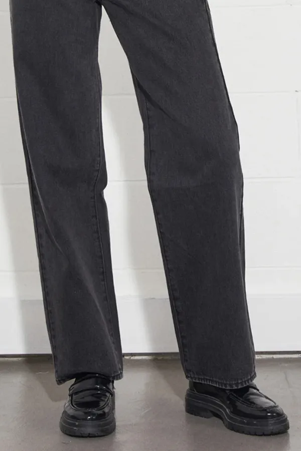 Super High Waisted Loose Jeans