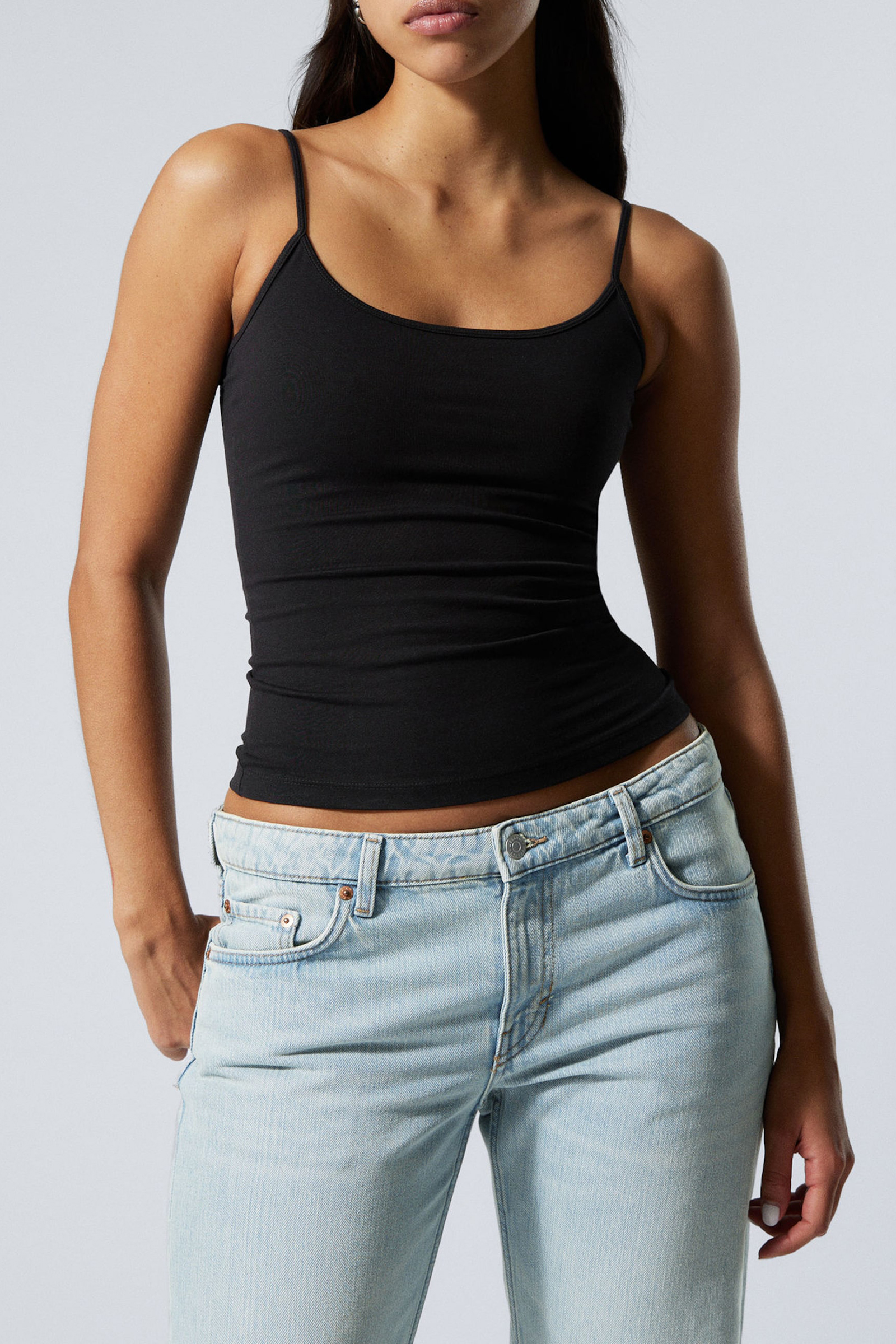 Scoop Neck Spaghetti Strap Cami Top