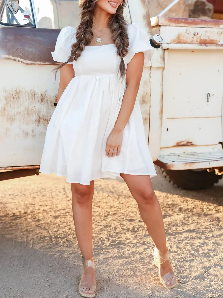 Bubble Sleeved Pleated Lace Up Dress