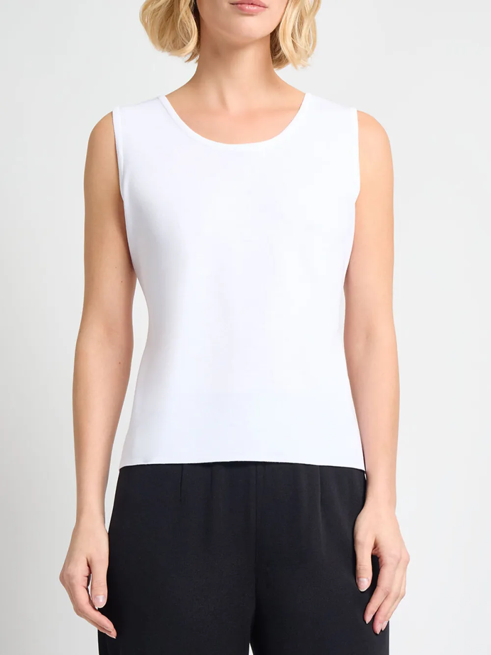 Solid Color Round Neck Vest