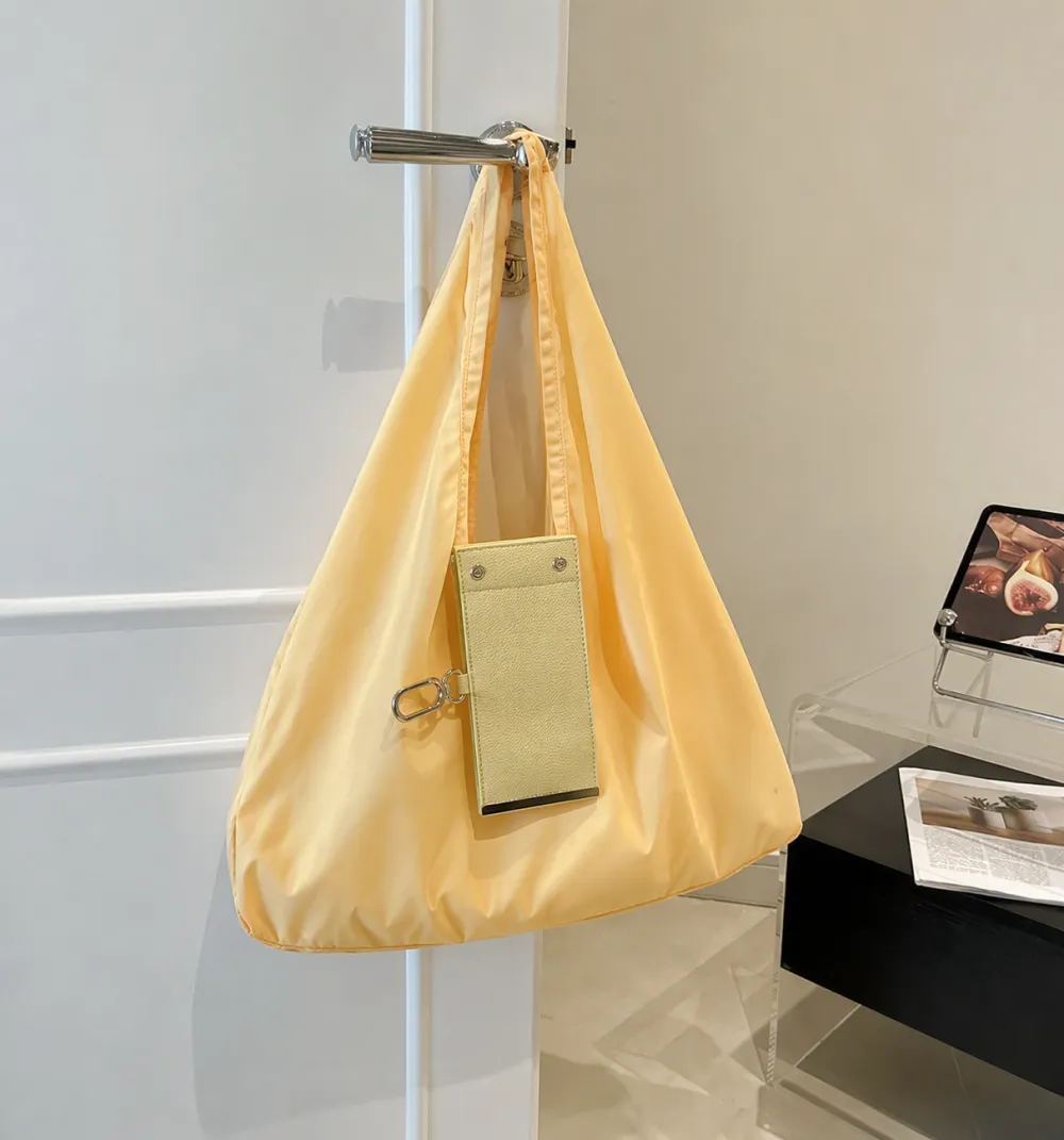 💥2026 HOT SALE💥Foldable Keychain Bag – Reusable Expandable Shopping Bag with Key Ring
