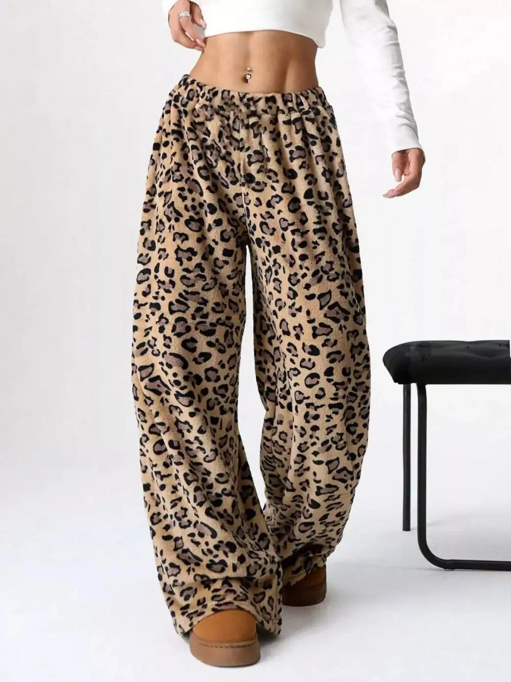 Relaxed Drawstring Wide Leg Pants
