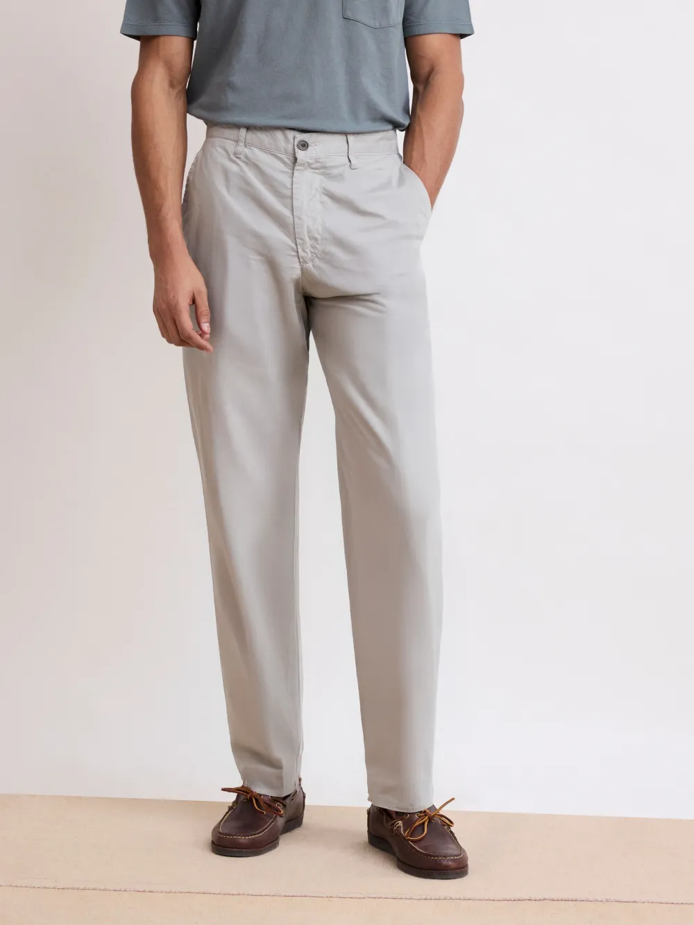 Casual Style Men's Grey Light Chino Pants