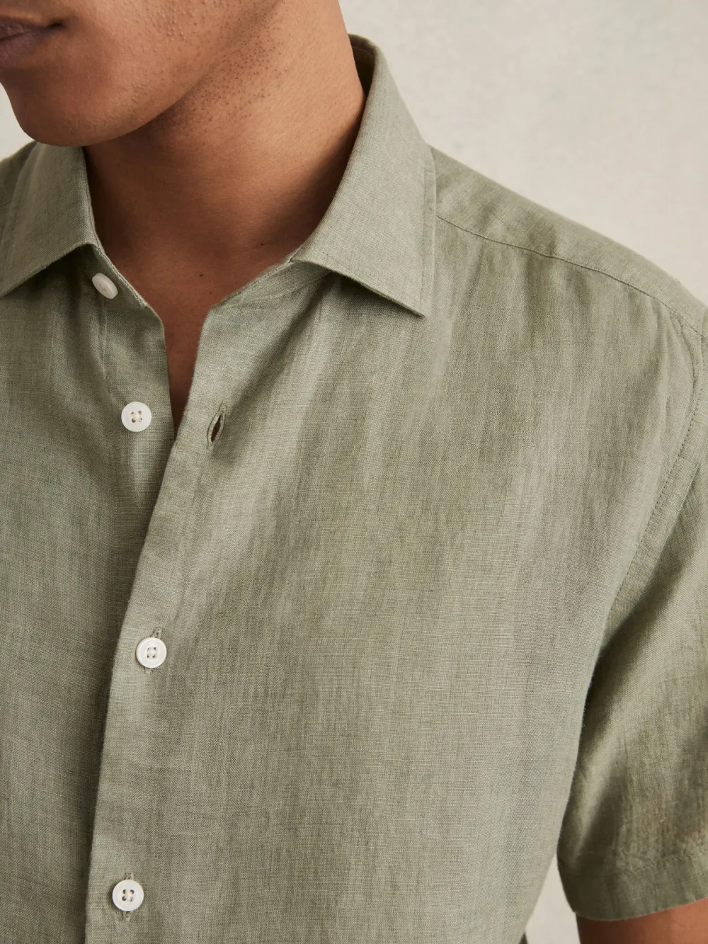 Loose Lapel Men's Casual Shirt