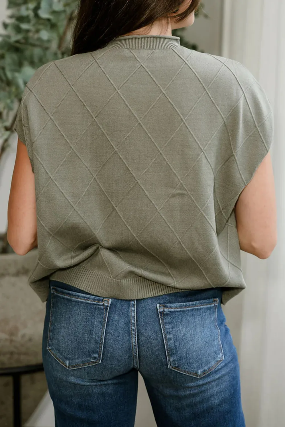 Argyle Pattern Round Neck Sweater Tank