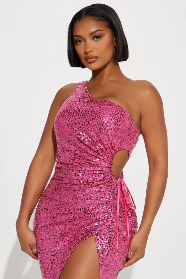 Isla Sequin Midi Dress - Pink