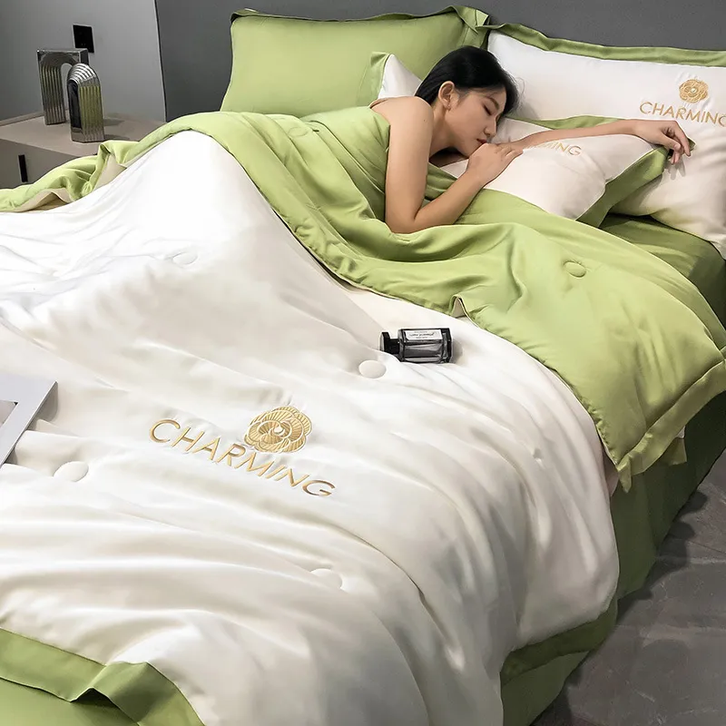 Summer Luxury Ice Silk Cooling Blanket With A Pair Of Pillow Cases