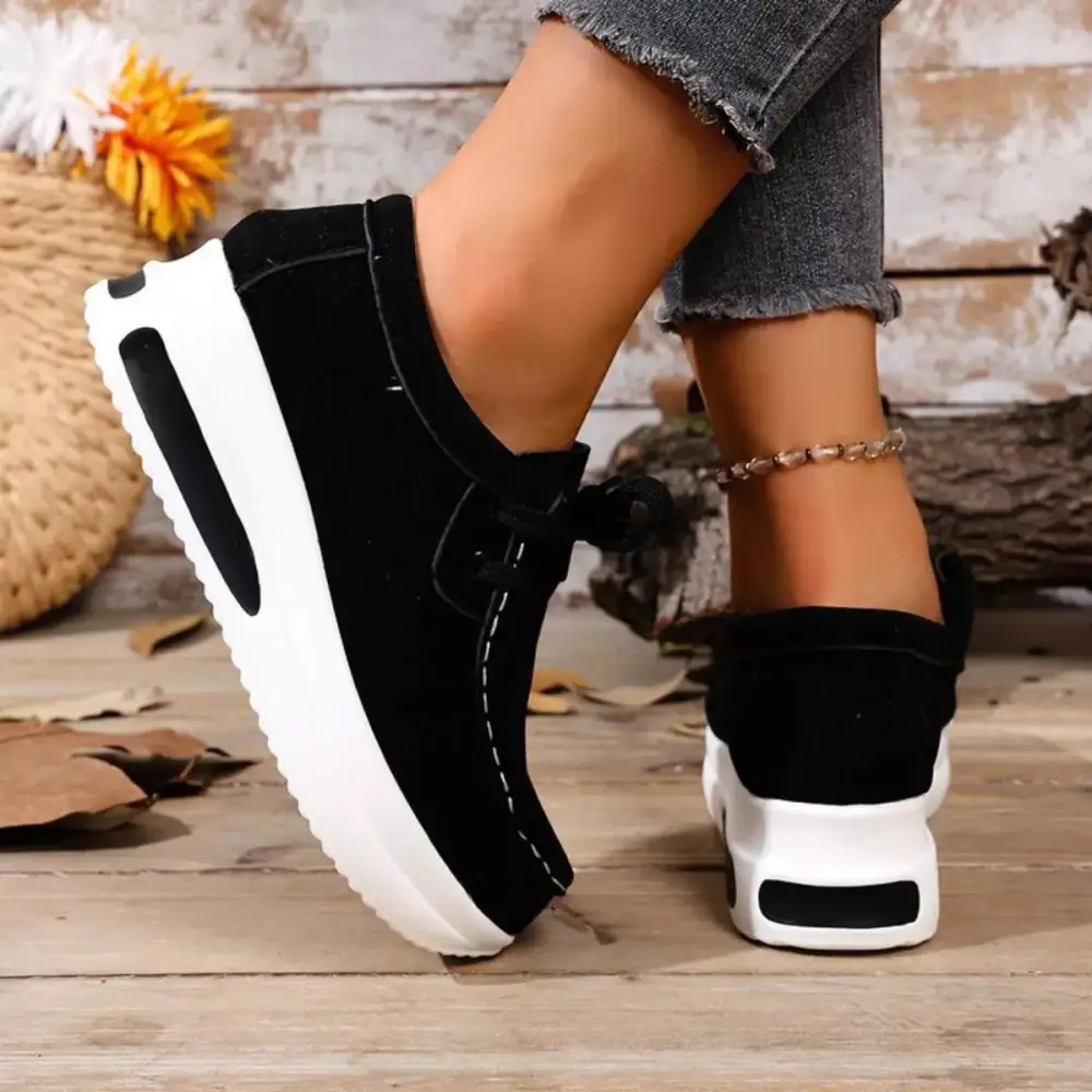 Versatile Round Toe Platform Sneakers