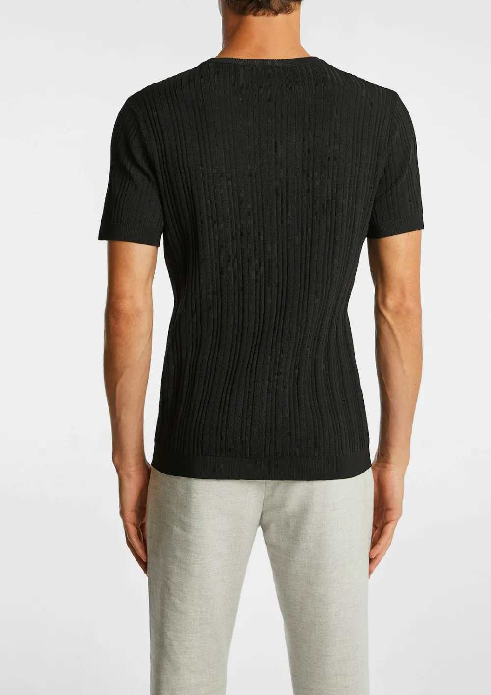 Vertical Ribbed Knit Crew Neck Tee