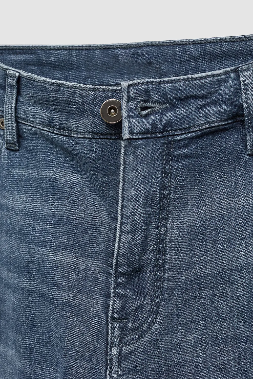 Daily Skinny-Fit Jeans