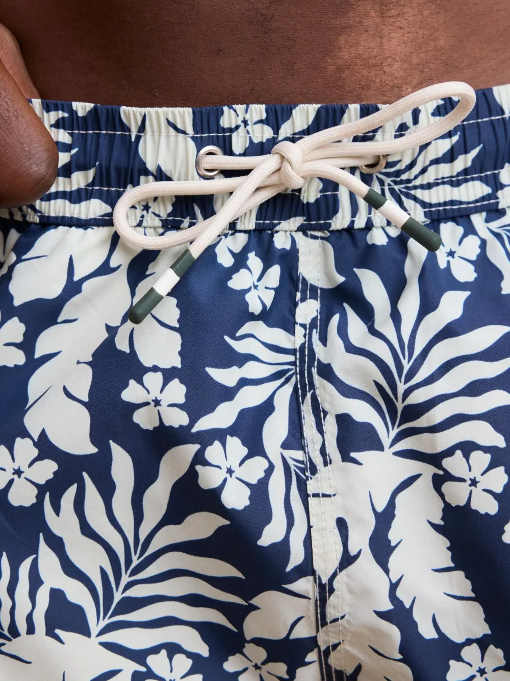 Loose Casual Comfortable Breathable Blue Print Swim Trunks