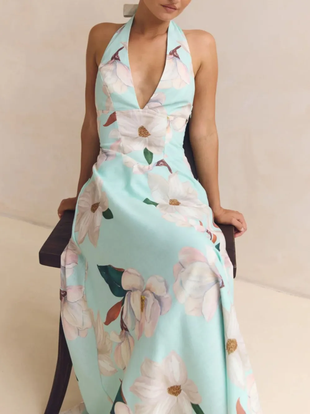 Clean Line Floral Printed Maxi Dress