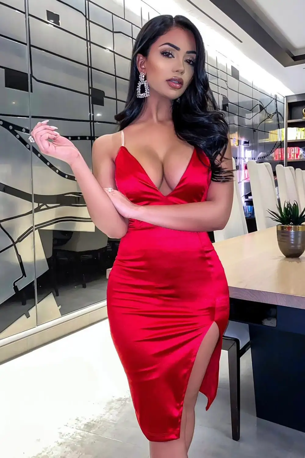 Don't Doubt Me Midi Dress - Red
