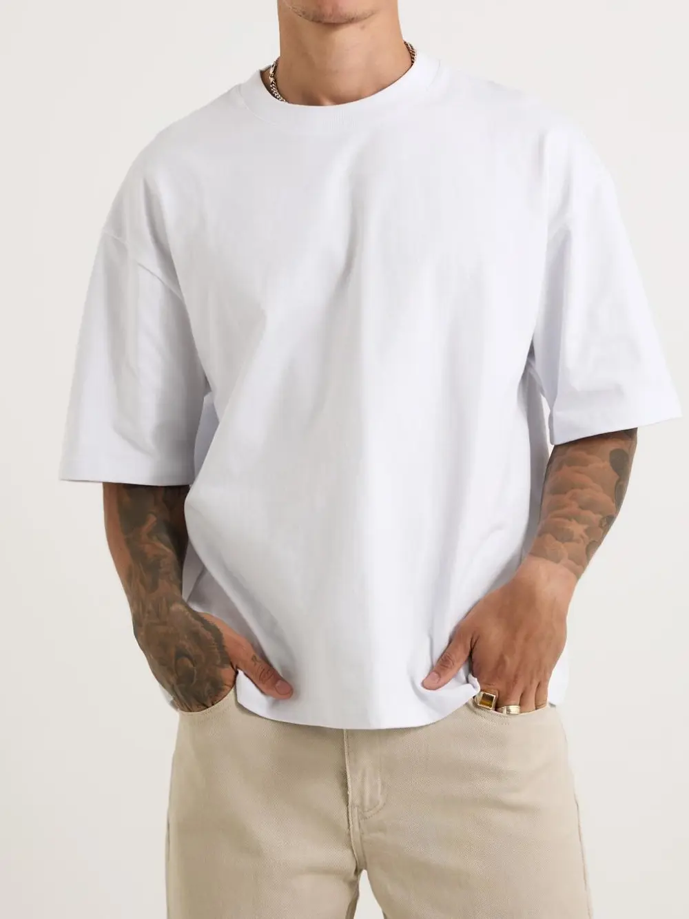 Comfortable Casual And Daily White Tee