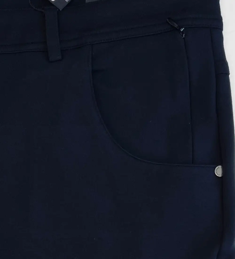 Comfort Fit Stretch Performance Chino Chino Pants