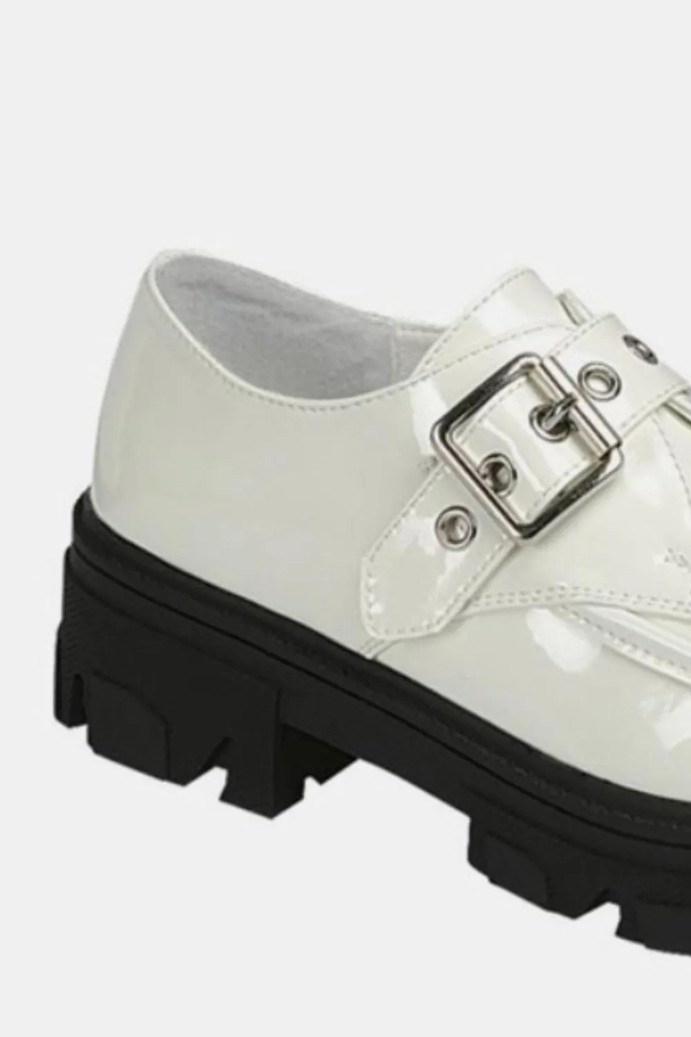 Easygoing Platform Buckle Loafers