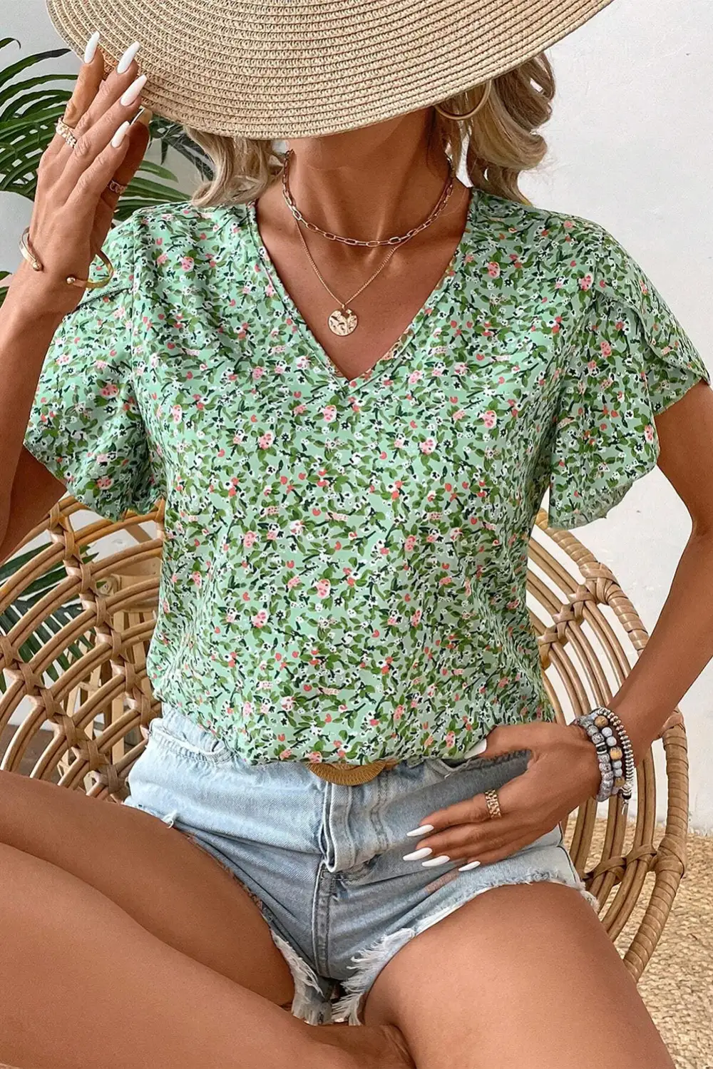 Everyday Floral V-Neck Short Sleeve Blouse