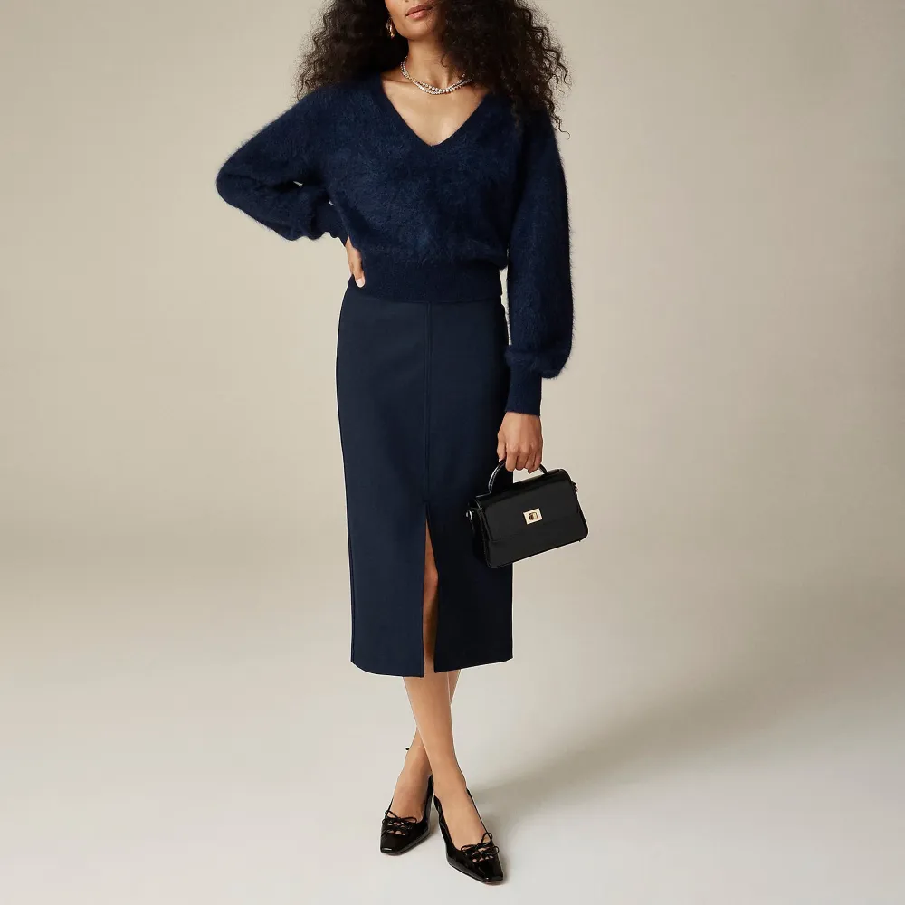 Brushed Cashmere Cropped V-Neck Sweaters