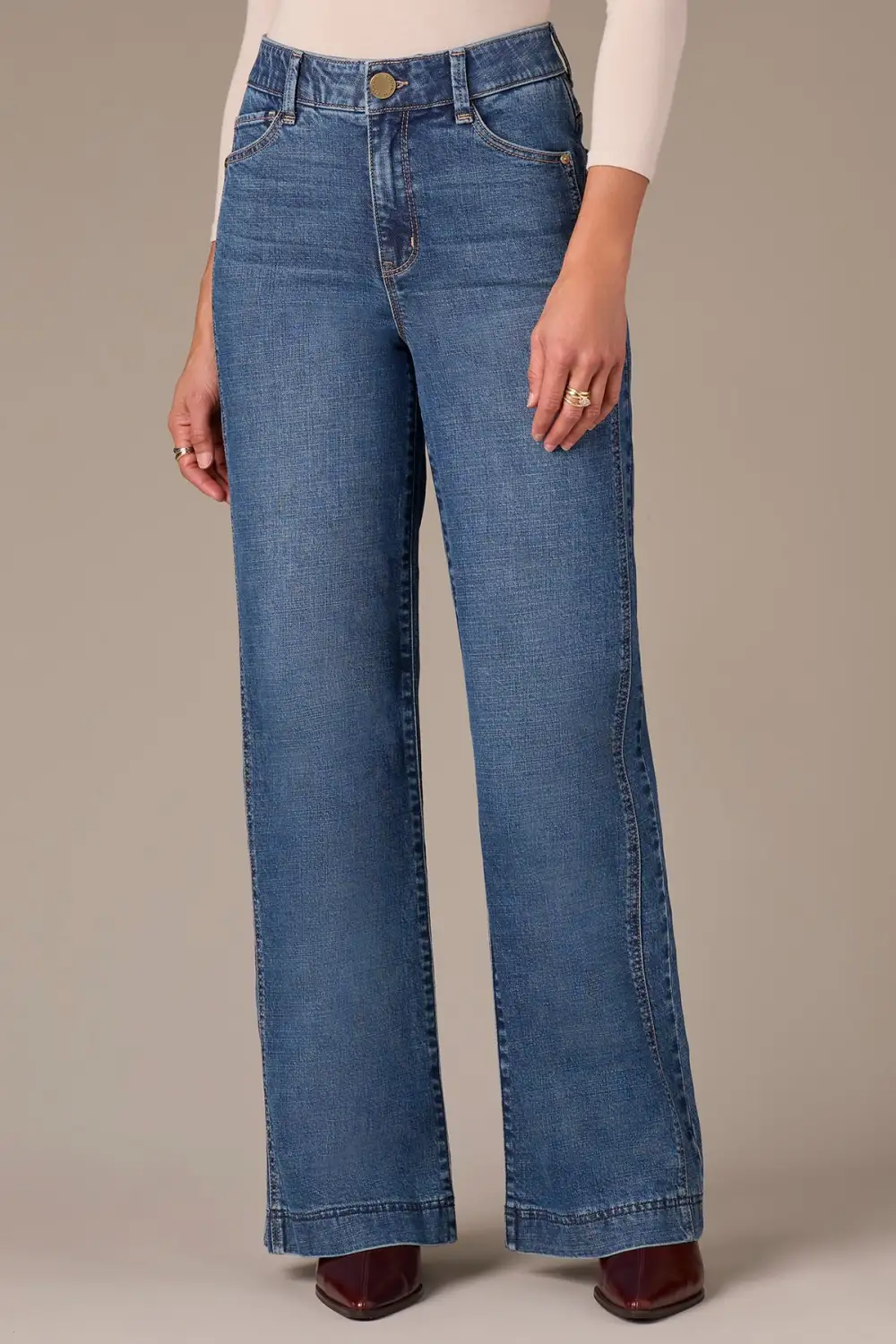 Petite Side Seam Wide Leg Jeans