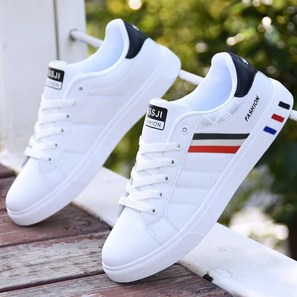 Summer Men's Shoes 2024 New Korean Style Versatile White Sneakers Student Flat Skateboard Shoes Men's Trendy Casual Sports Shoes