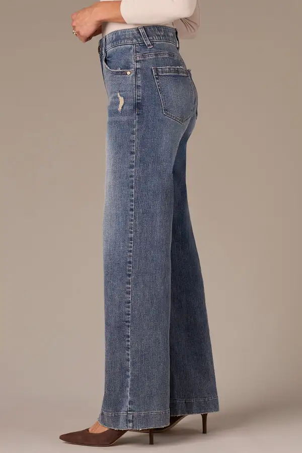 Clean Look Petite High Rise Wide Leg Jeans