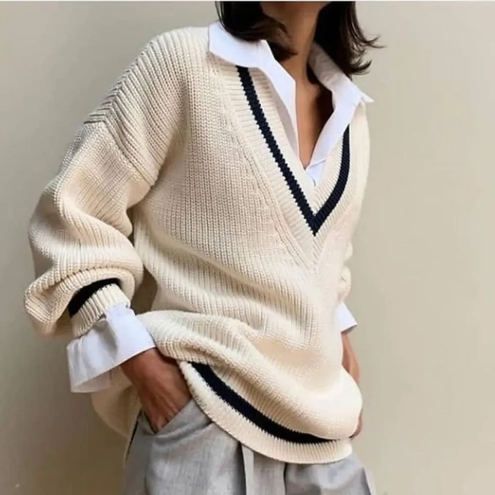 Oversized V-Neck Vintage Sweater