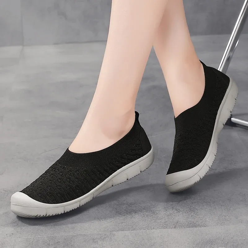 Women Casual Shoes Female Slip-on Shoes Four Seasons Breathable Non-slip Comfortable Outdoor Ladies Walking Sneakers